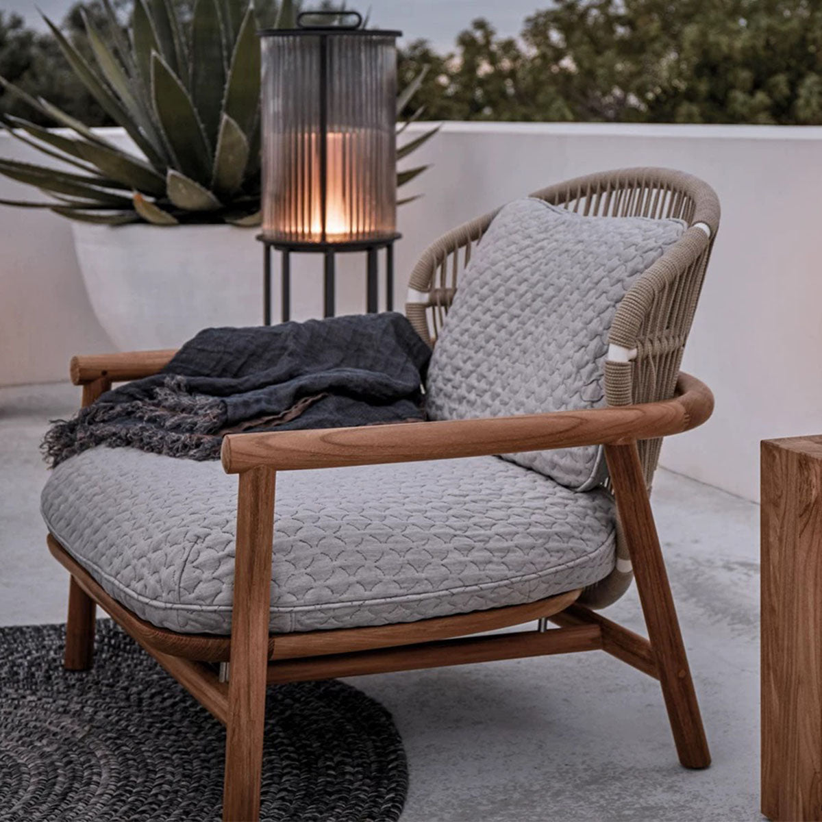Billy Low-Back Lounge Chair
